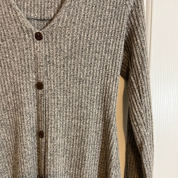 Monteau Los Angeles Knit Dress - Picture 3 of 5